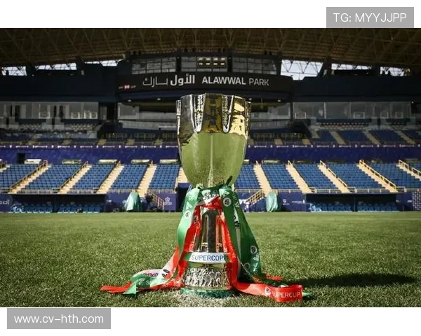 意甲遗产展览开幕，历史球衣与奖杯展出