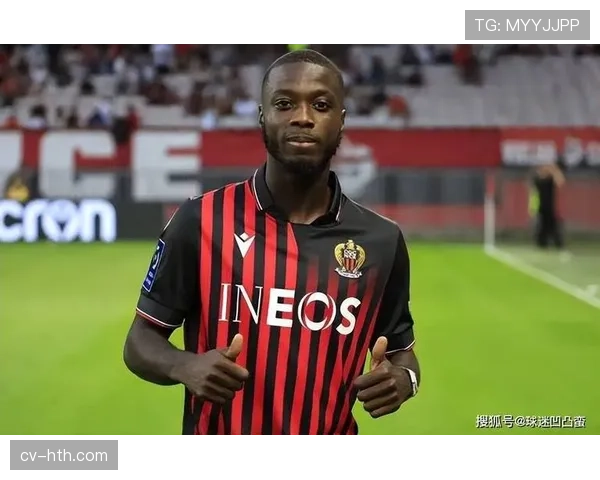 财务报告显示，法甲联赛上赛季商业收入同比增长12%，转播收入占比下降